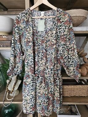 H&M Airy Ditsty Floral Print V-Neck Tunic Mini Dress Sz S NWT